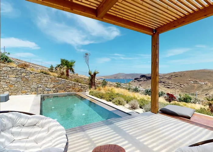 Nasta & Intentional Living Mykonos