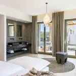 Hotel Nasta & Intentional Living Mykonos