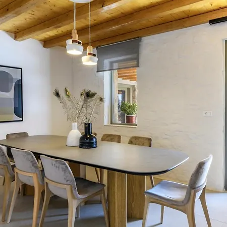 Nasta & Intentional Living Mykonos Hotel 5*
