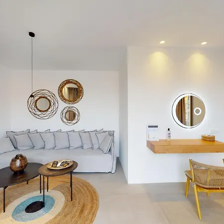 Nasta & Intentional Living Mykonos 5* Panormos (Mykonos)