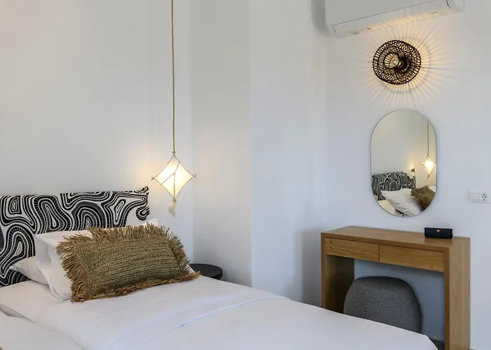 Nasta & Intentional Living Mykonos 5* Panormos (Mykonos)