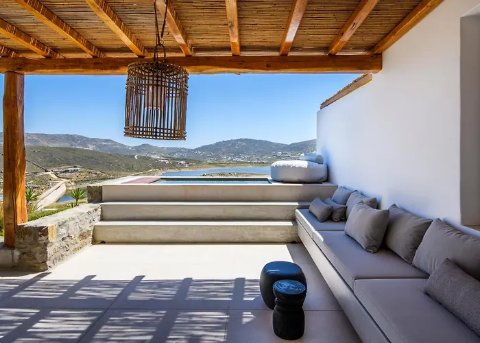 Nasta & Intentional Living Mykonos