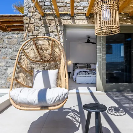 Nasta & Intentional Living Mykonos 5* Panormos (Mykonos)